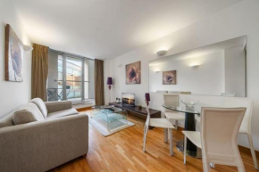 Stylish and very central apartment with balcony